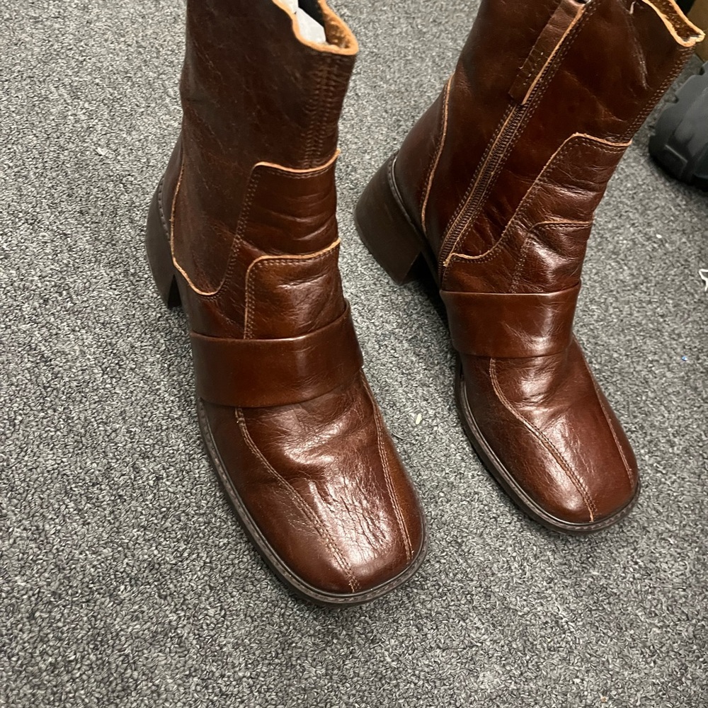 Brown Leather Riding Boot - Picture 3 of 5